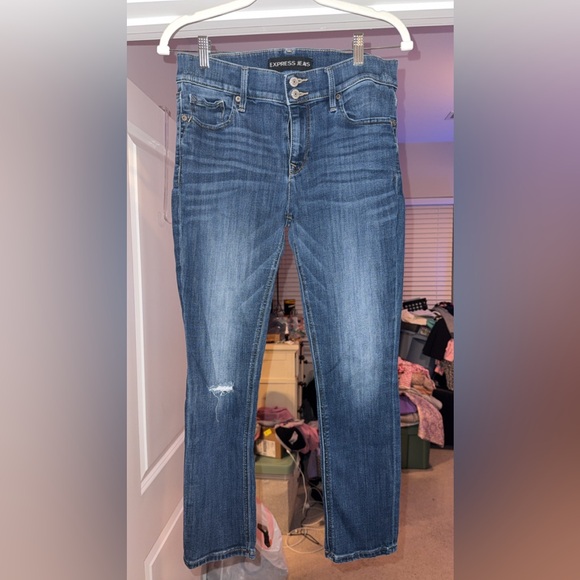 Excellent used condition! Express cropped leggings - mid rise. Size 8 regular - Picture 7 of 7